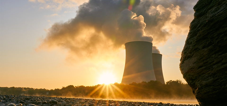 Student studies molten lead as coolant for advanced clean energy nuclear reactors